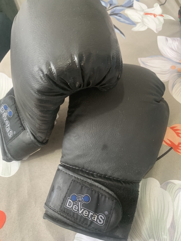 Luvas de Boxe DeVeraS 10oz - Estado de Nova (Pouco Uso)
